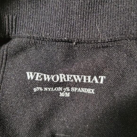 WeWoreWhat Medium Leggings  - Picture 7 of 9